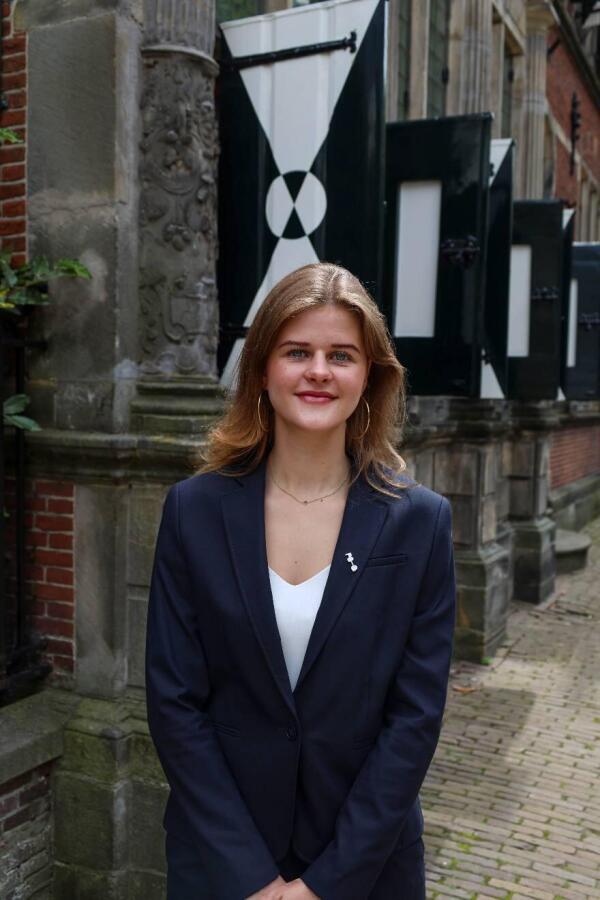 Roos Carlier