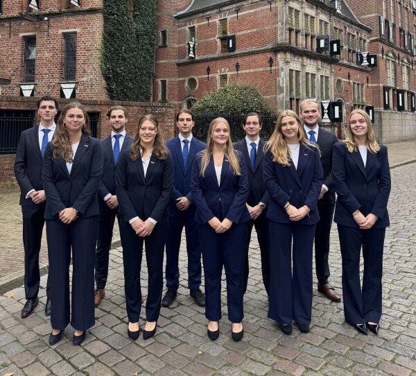 board 2024-2025 group photo