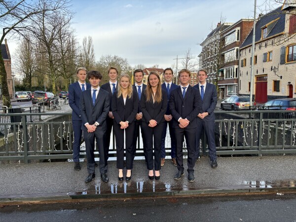 board 2023-2024 group photo